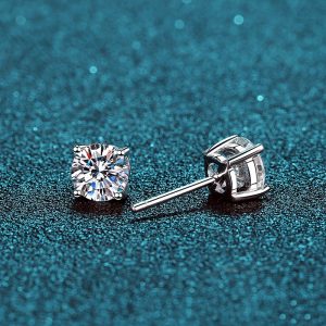 S925 Sterling Silver Moissanite Fashion Simple Classic Four-Claw Earrings