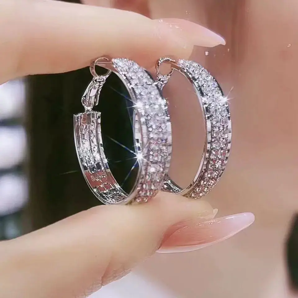 allure black watch