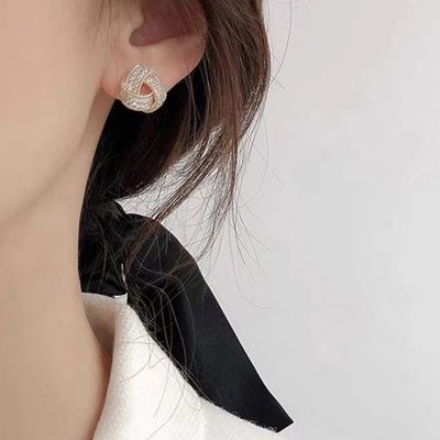 triangle-diamond-inlaid-fashion-3d-earrings/