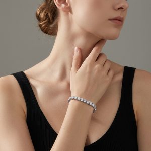 round single row full diamond tennis chain